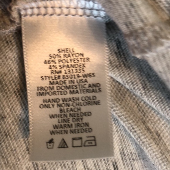 Split Back Top - Picture 8 of 9